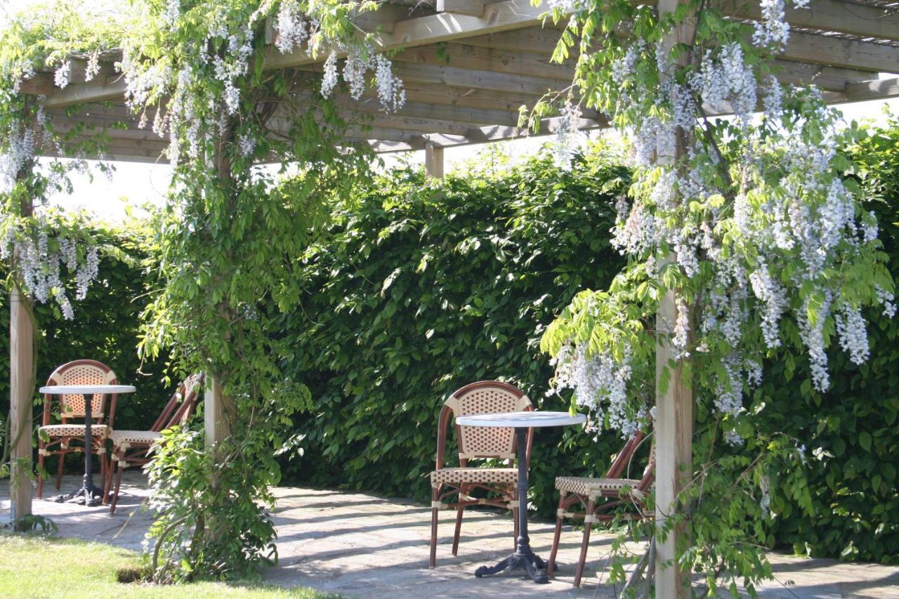 Hoby Gard Bed & Breakfast Borrby Exterior photo
